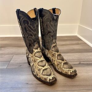 Lucchese Men’s Harvey Eastern Diamondback Rattlesnake Boots
